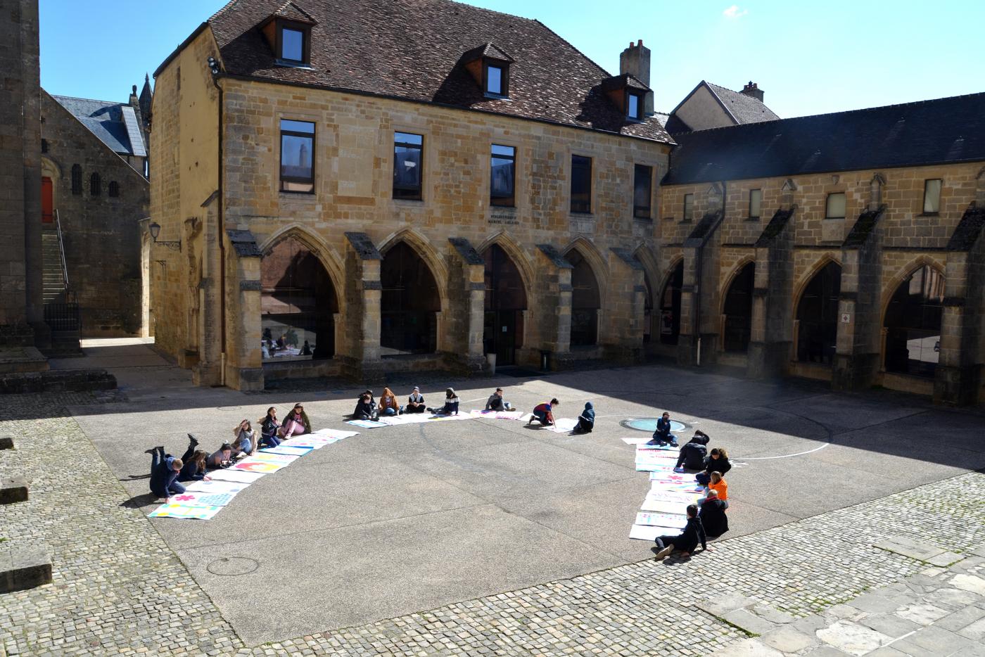 eddy terki residence chaumont langres intervenant milieu scolaire design graphique éducation